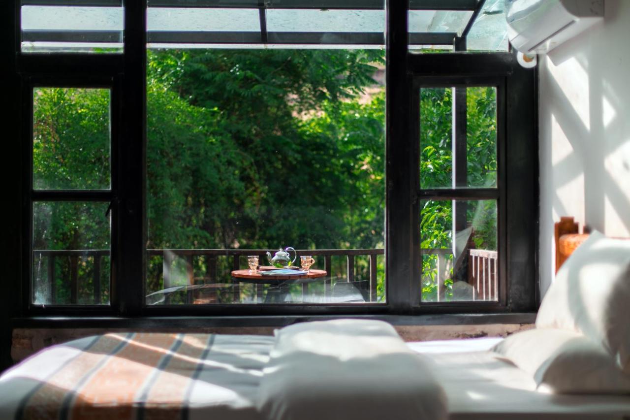 Adonis Inn Lijiang Lijiang (Yunnan) Exterior foto